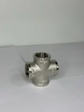 Крестовина прямая 1/2" ВР
